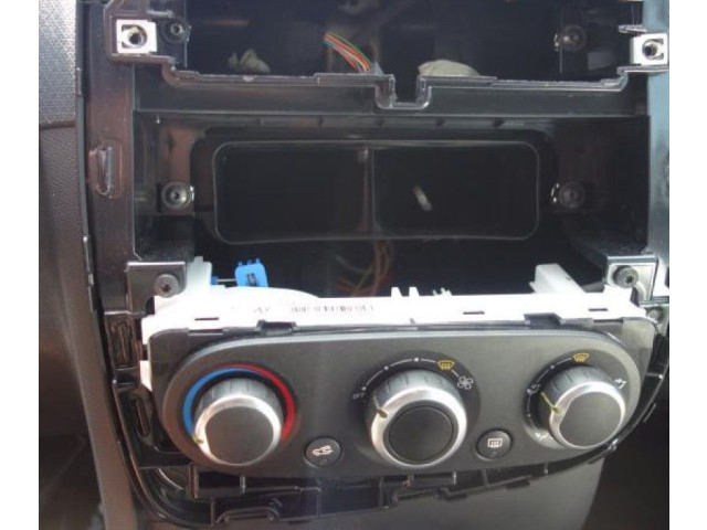 Блок АБС 476606853R   Renault  Clio IV  2012 -  года