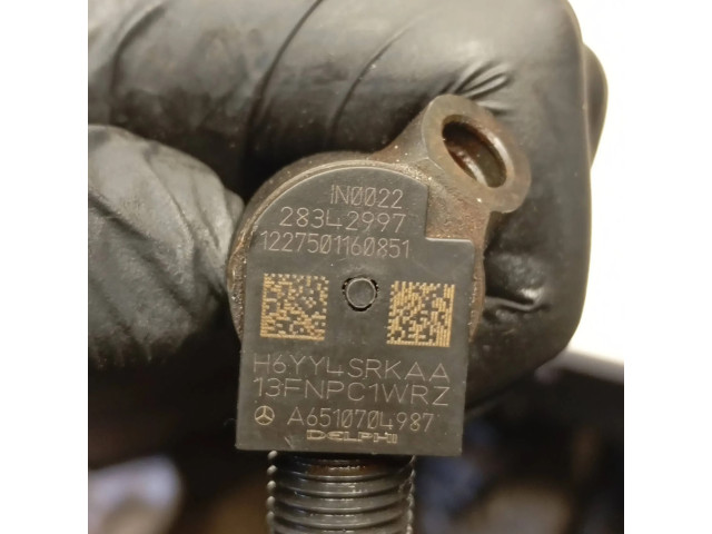 Vstřikovač A6510704987, 28362997 Mercedes-Benz C W204 pro naftový motor 2.1 A651