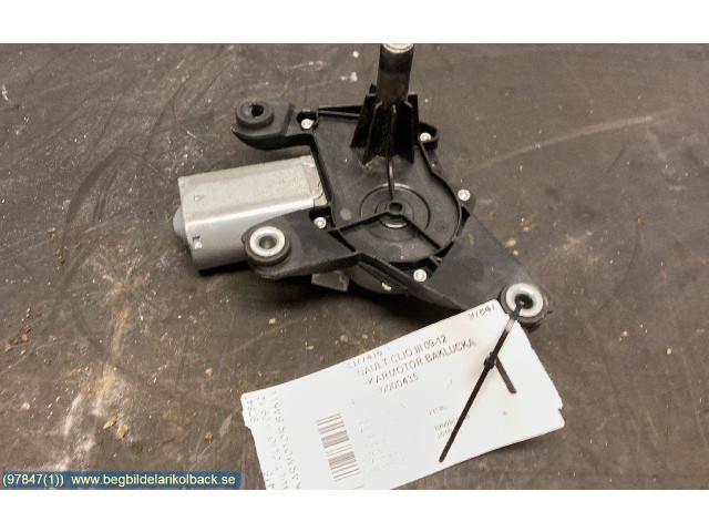 Моторчик заднего дворника 8200311486    Renault Clio III