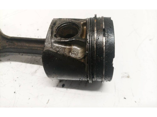  Поршень с шатуном    Audi A6 S6 C5 4B  