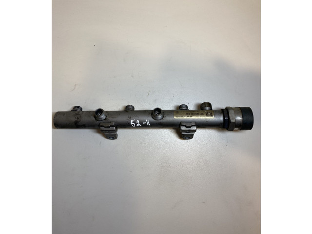 Vstřikovací lišta 059130090AG Audi Q7 4L BUG