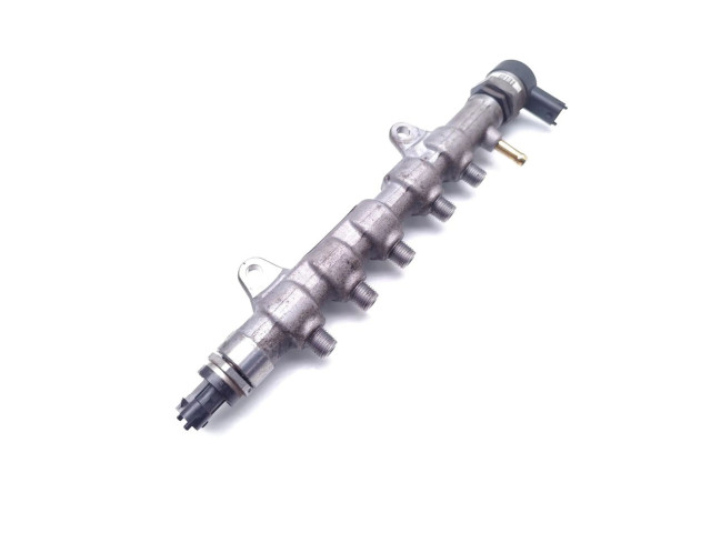 Магистральная трубка топлива MG 6   -  года 0445214289, 0281006308      