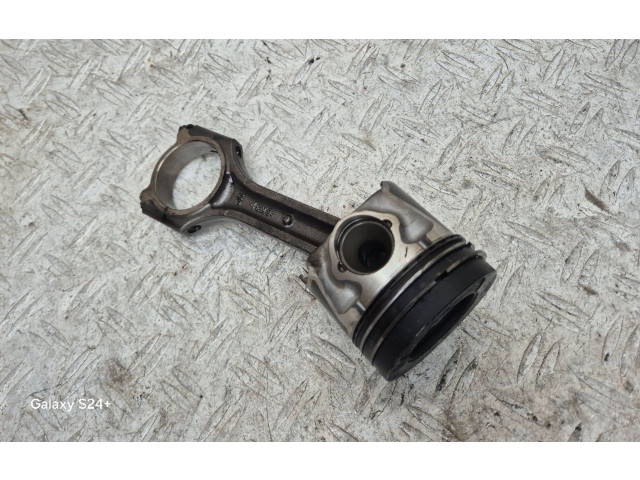  Поршень с шатуном  D4FC, P292  KIA Rio  