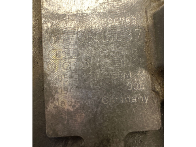 Топливный насос 059130106M    Audi A4 S4 B6 8E 8H   