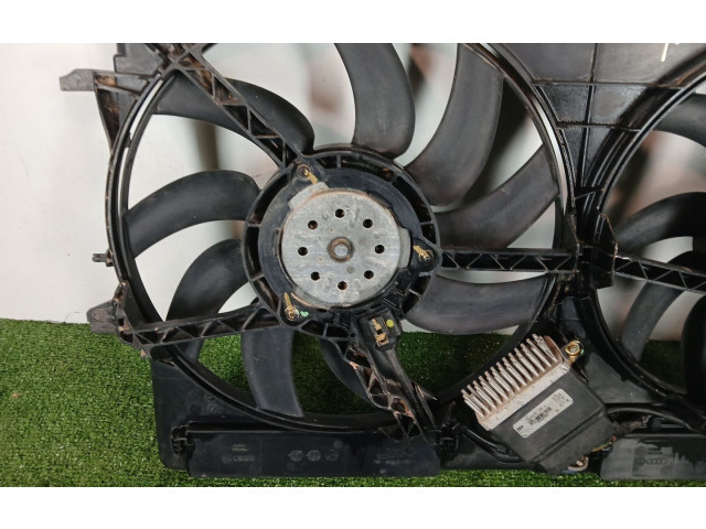 Вентилятор радиатора 8K0121003M Audi A4 Allroad