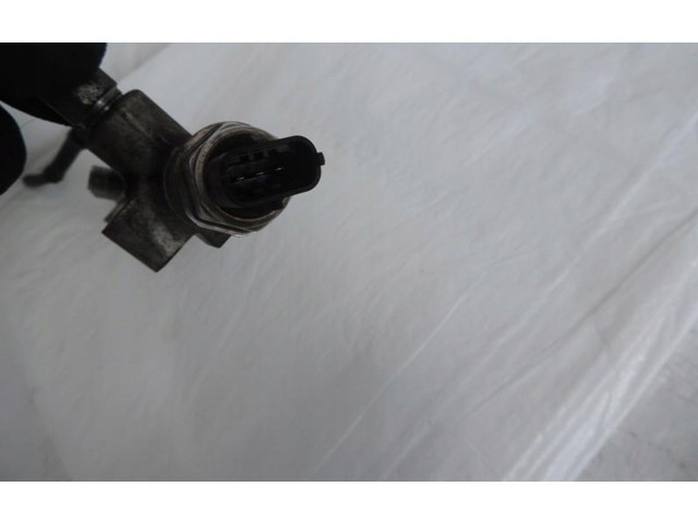 Топливная рампа 45PP3-2 Opel Meriva B