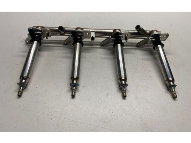 Магистральная трубка топлива Mercedes-Benz GL X166 2013 - 2019 года