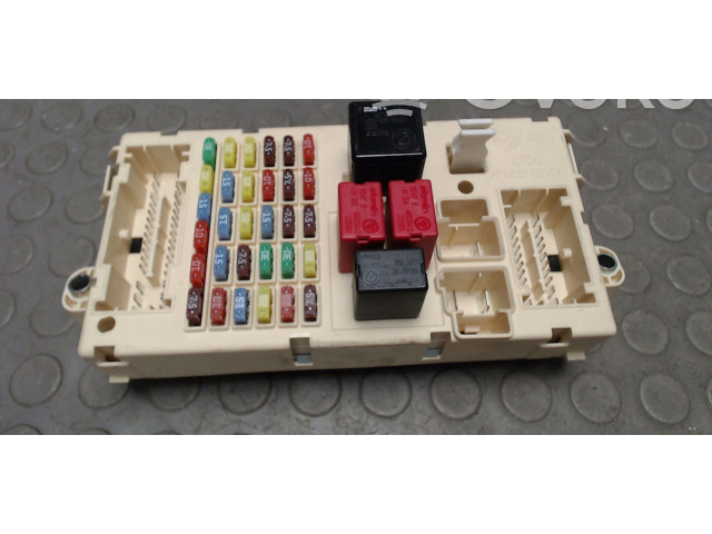 Блок предохранителей  46558758, 50506305   Alfa Romeo GT    