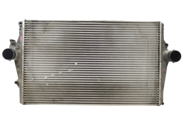 Интеркулер 30741580 Volvo S60