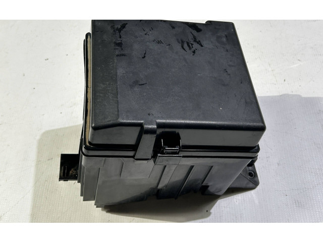 Pojistková skříňka 24382ez03b Nissan Titan 2017