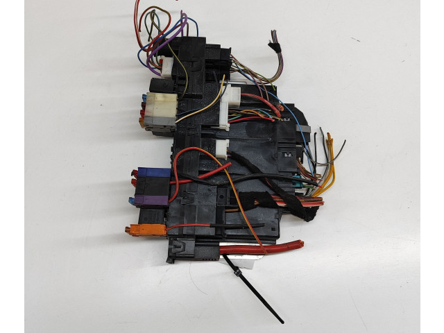 Pojistková skříňka A0275454532, 05045123 Mercede-Benz S W220 1999