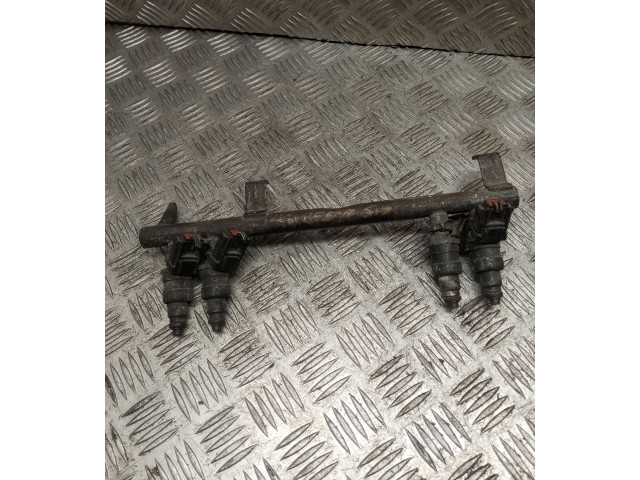 Топливная рампа    Jeep Grand Cherokee  