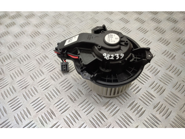 Pojistková skříňka Вентилятор печки JX6A19846AB Ford Focus 2020