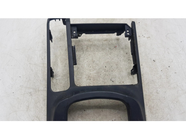 Другая деталь салона