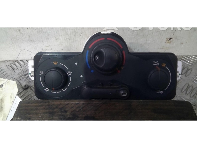 Блок управления климат-контролем 7701070472 Renault Clio III