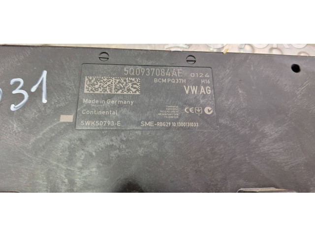 Блок комфорта 5Q0937084AE Audi A3 S3 8V