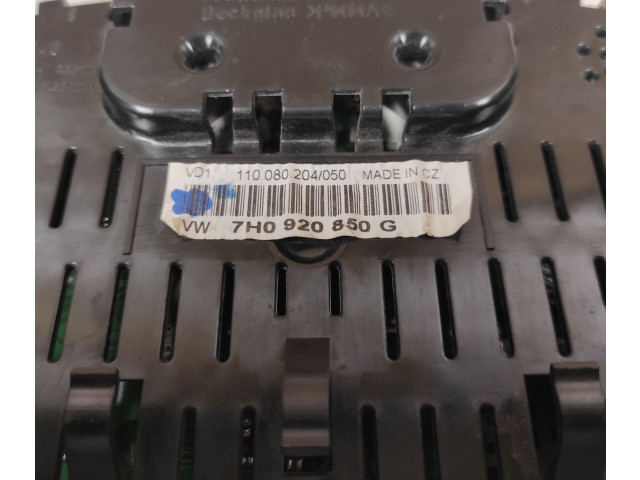 Přístrojová deska Volkswagen Transporter - Caravelle T5 2005 7H0920850G