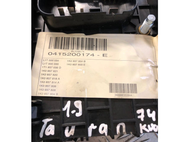 Блок предохранителей  1K0937804B, 340000392044   Volkswagen Touran I    