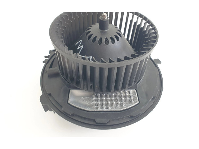 Вентилятор печки    5Q0907521E, 5Q1819021B   Volkswagen e-Golf