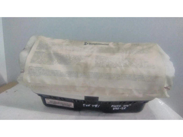 Подушка безопасности водителя 005177541130   Fiat Punto (199)