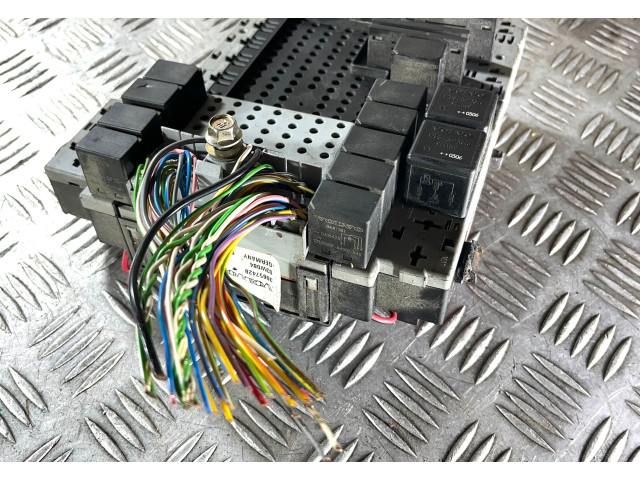 Блок предохранителей 30657428, 30657428   Volvo XC90    