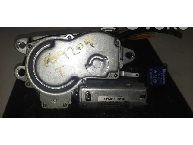 Моторчик заднего дворника 962381888A Citroen Xsara