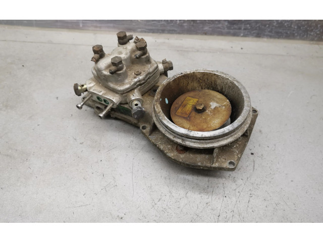 Vstřikovací lišta 0438121070, 026133353D   Audi 80 90 B3     