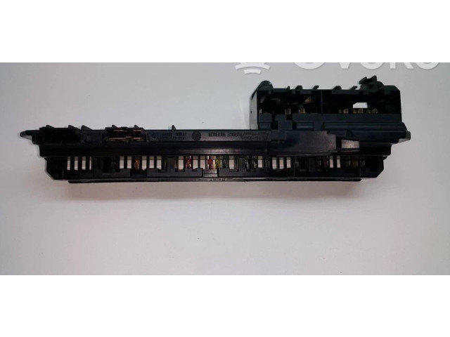   Pojistková skříňka 6957330, 61146957330   BMW 5 E60 E61 2006