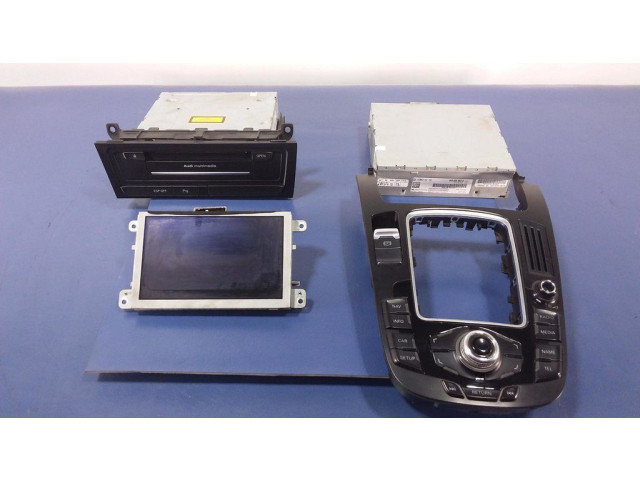 Радио/ проигрыватель CD/DVD / навигация