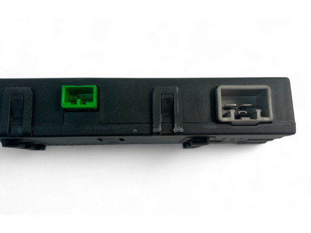 Блок управления 30716987 Volvo V70