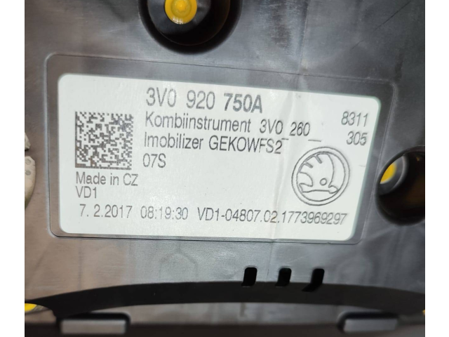 Панель приборов 3V0920750A Skoda Superb B8 (3V)