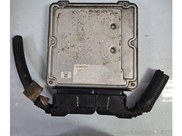 Блок управления двигателя 0281013845, 1039S22786   Jeep Patriot