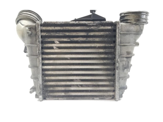 Интеркулер  6Q0145804E   Seat Ibiza III (6L) 