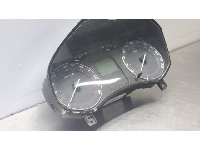 Панель приборов 1Z0920812D Skoda Octavia Mk2 (1Z)
