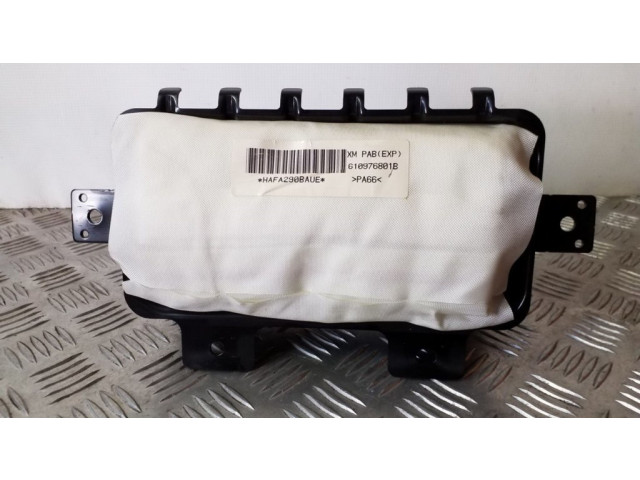 Подушка безопасности пассажира 845302P100 KIA Sorento