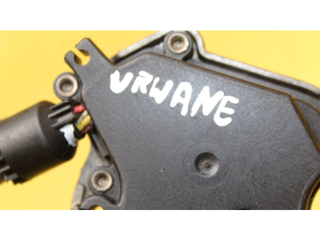 Блок управления редуктора коробки передач (раздатки)    Volkswagen PASSAT B4