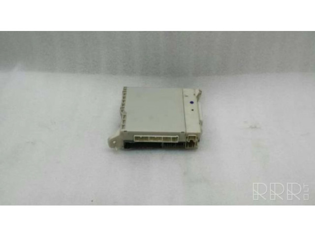 Блок предохранителей 8273053050   Lexus IS-F    