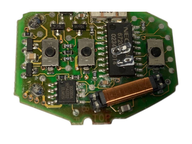 Řídící jednotka 7785098, 7786565 BMW 3 E46 2000