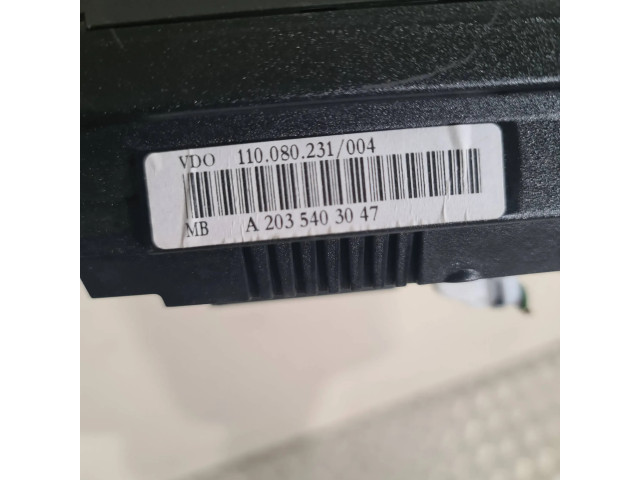 Přístrojová deska Mercedes-Benz C W203 2002 A2035403047