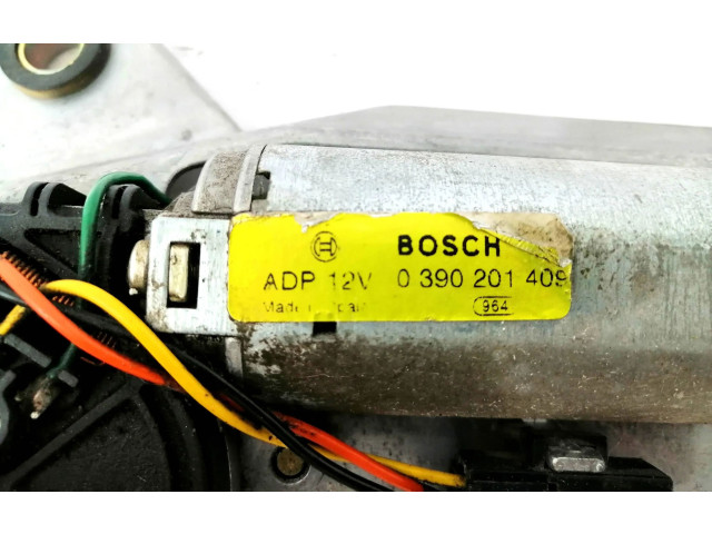Моторчик заднего дворника 0390201409    Volvo V70
