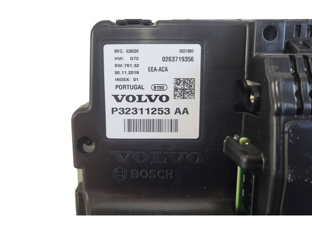 Přístrojová deska Volvo V60 2020 32311253, 0263719356