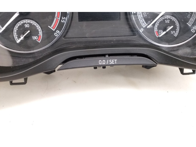 Панель приборов 565920941B   Skoda Karoq       