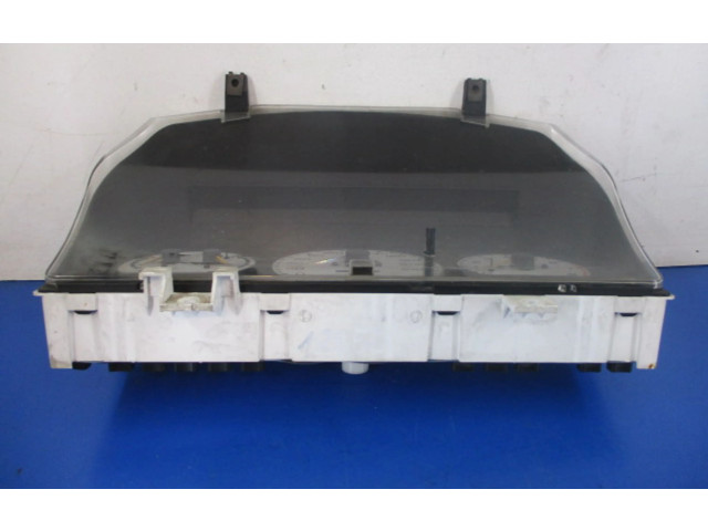 Панель приборов Mitsubishi Space Runner