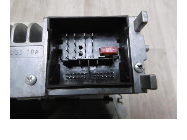 Радио/ проигрыватель CD/DVD / навигация 1T0035680B, 1T0035680B Volkswagen Golf VIII