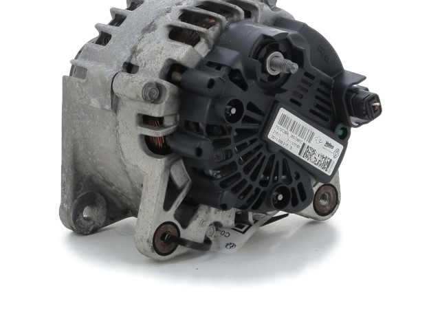 Генератор 231008017R Dacia Duster