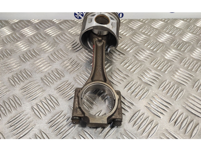 Píst    Seat Leon (1P)    BXE 