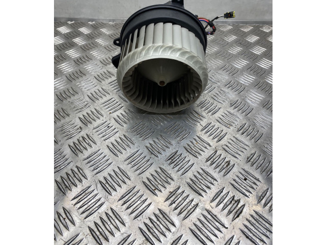 Вентилятор печки    A62240111, 4h1820021b   Audi A6 C7