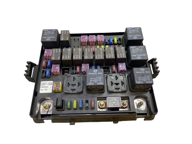 Блок предохранителей 03MY100A, 03K09D SsangYong Rexton