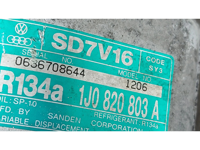 Компрессор (насос) кондиционера воздуха