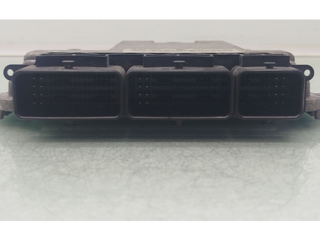 Блок управления двигателем Блок управления 237102213R, 0281019147 Dacia Dokker